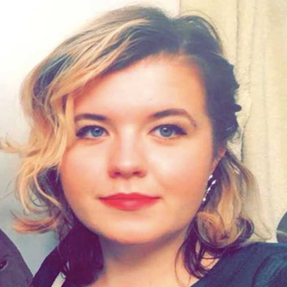 Meet your Posher, Izabela